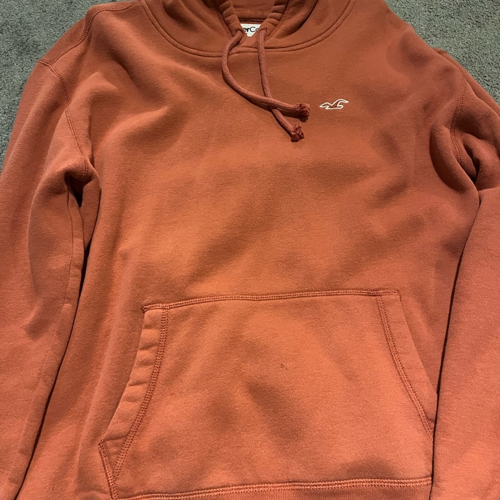 Hollister Rust Hoodie